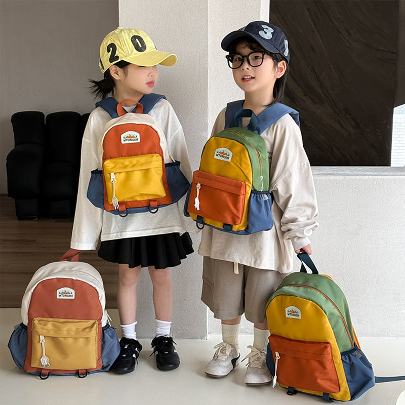 撞色儿童双肩包新款可爱幼儿园书包男童女童休闲轻便外出旅游背包