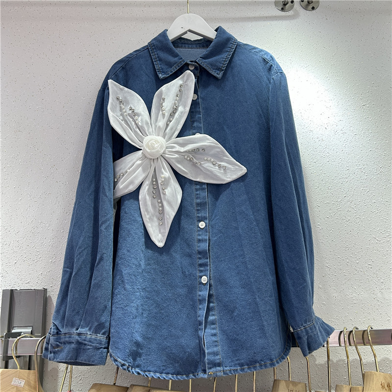 Diseño nicho otoño 2024 nueva camisa de flores tridimensionales mujer retro estilo de Hong Kong suelta camisa de vaqueros de moda