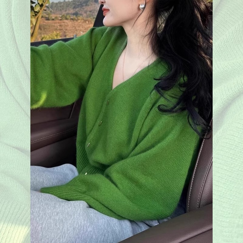 秋冬季新款女上衣别致独特浣熊绒绿色v领开衫针织外套小个子毛衣|undefined