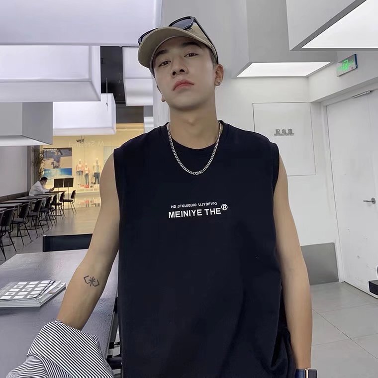 Plus size sleeveless T-shirt men's fashion summer fashion brand loose student waistcoat men's sports fitness basketball vest men's