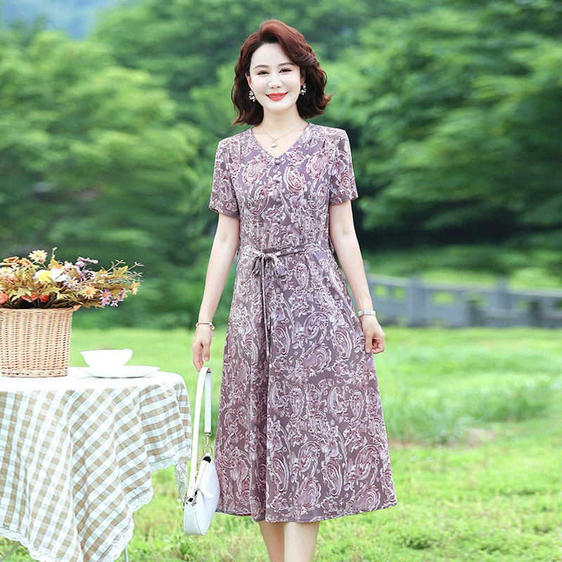 Новое стильное летнее платье с короткими рукавами для мам, модная и модная летняя юбка для женщин среднего и пожилого возраста, утягивающая талию.