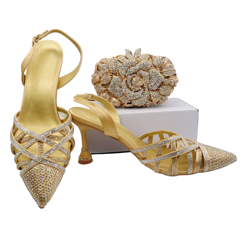 Selección estricta de zapatos de diseño italiano, nuevas sandalias de tacón alto, banquete de boda, zapatos de mujer de diamante de punta