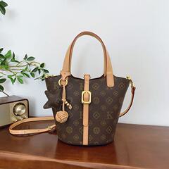 Gutiko バッグ ドロップシッピング クロスボーダー 新しい女性の多用途ハンドバッグ 野菜バスケットバッグ 洋風クロスボディバッグ