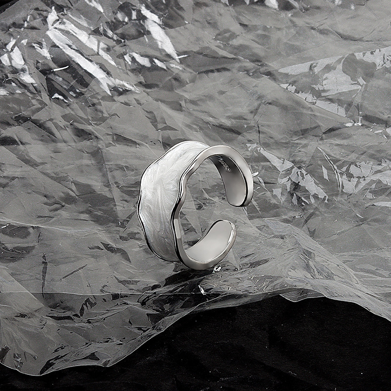 화이트 골드 [화이트 접착제]]