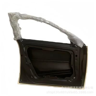 Door door of the Mercedes-Benz GLA-Class 156