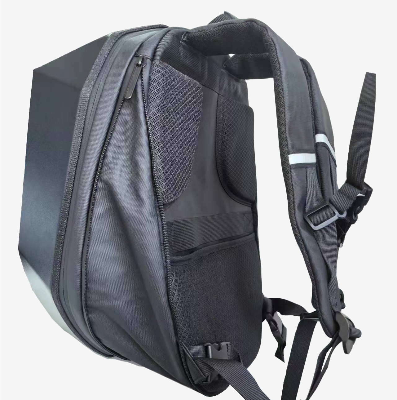 Bolsa de locomotora LED inteligente de 18 pulgadas Iron Man mochila de ciclismo bolsa de casco fresco material de nylon para PC