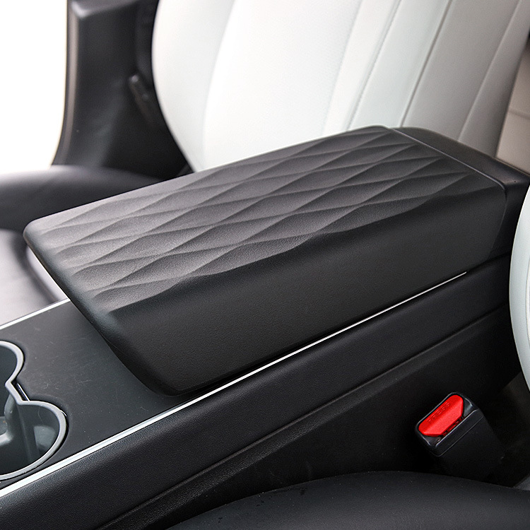 Suitable for Tesla model/3 armrest box heightening cover protective pad 23 modelx modified accessories