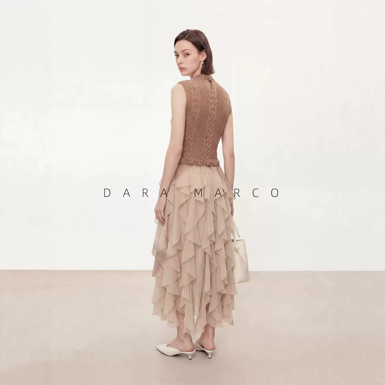 手作钩花浮雕感重工拼接荷叶边连衣裙羊毛混纺复古修身长裙