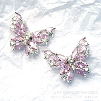 High-quality copper-plated zirconium butterfly four-way Zərgərlik ara hissələri - four-holes-silver-base-with-pink-zirconium