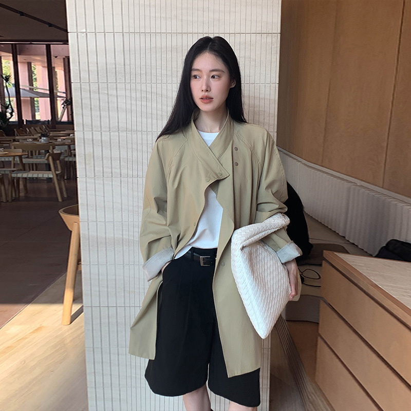 Moxi Women's Clothing 2026 Spring Korean Style Stand Collar Long Trench Coat for Petite Women Moxi Women's Clothing 2026 Spring Korean Style Stand Collar Long Trench Coat for Petite Women