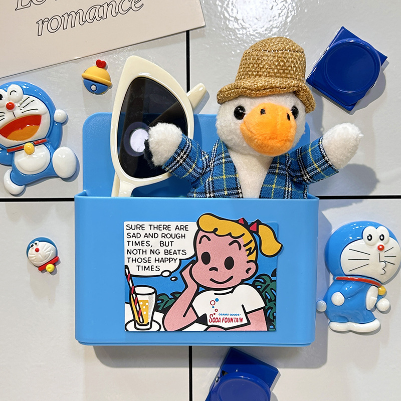 冷蔵庫は磁気を貼って物を置く棚の側面を貼ってかわいい漫画を収納します。|undefined