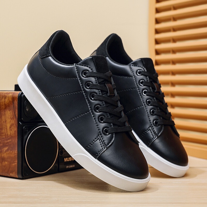 European men's shoes, trendy casual fashion versatile low-top shoes, high-end European goods, foreign trade men's sneakers European men's shoes, trendy casual fashion versatile low-top shoes, high-end European goods, foreign trade men's sneakers