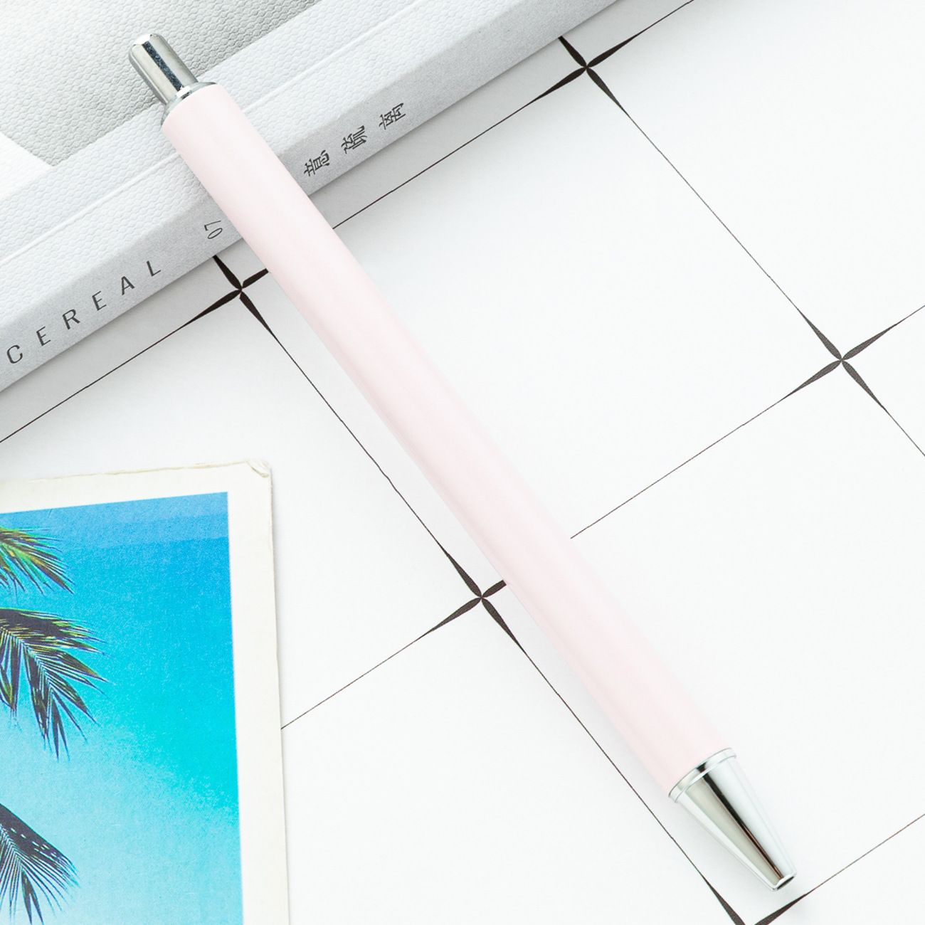 Nuevo bolígrafo de metal de alto valor facial, polvo flash creativo, bolígrafo de papelería de metal para estudiantes en stock