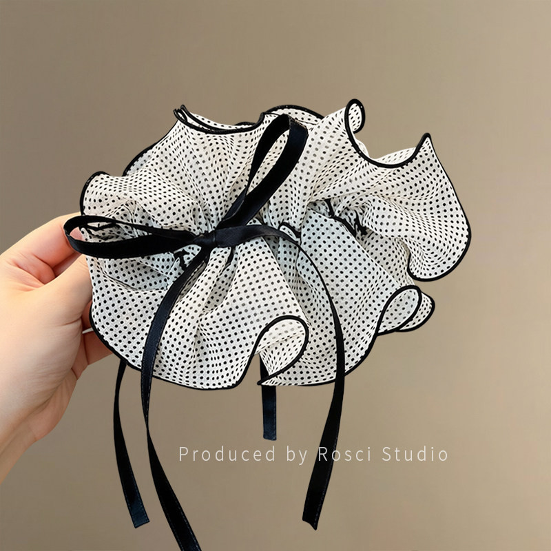 1# white polka dot ribbon banana clip, approximately 13cm