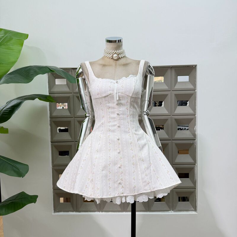 Elegant Lady's Waist-Cinching Design 2026 Summer Party Floral Tie-Back Sleeveless Dress with Shorts Trendy Elegant Lady's Waist-Cinching Design 2026 Summer Party Floral Tie-Back Sleeveless Dress with Shorts Trendy