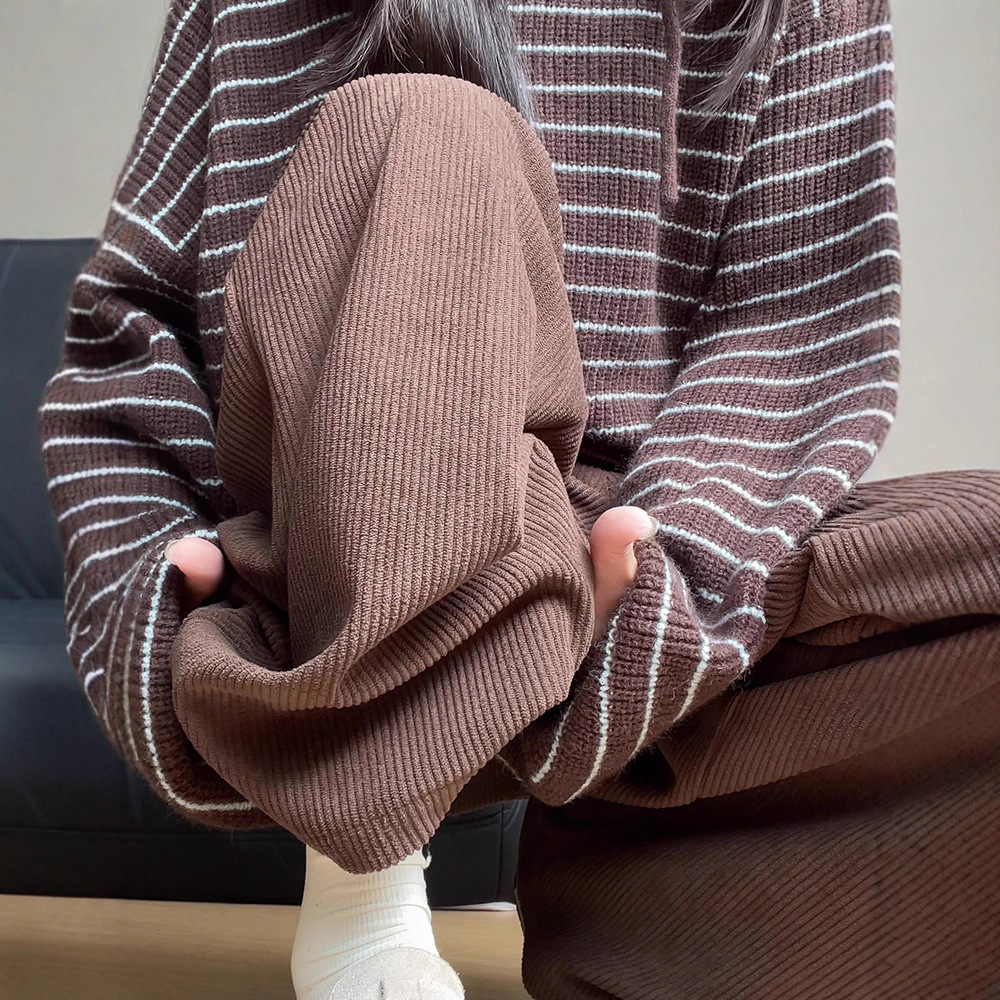 复古咖色加厚灯芯绒阔腿裤女秋冬季高腰显瘦宽松直筒拖地西装裤子