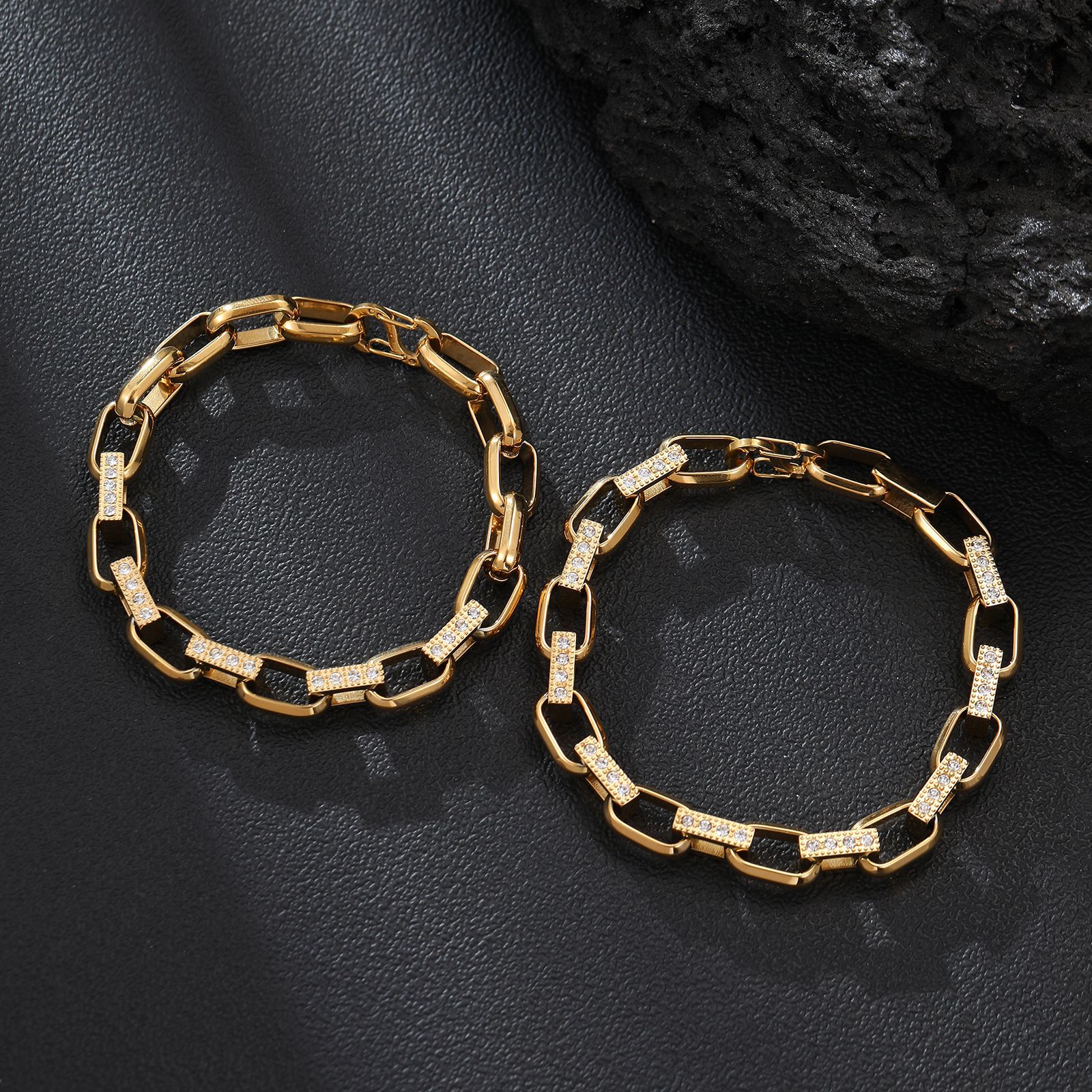 Geometric Classic Style 304 Stainless Steel Bracelets Wholesale display picture 7