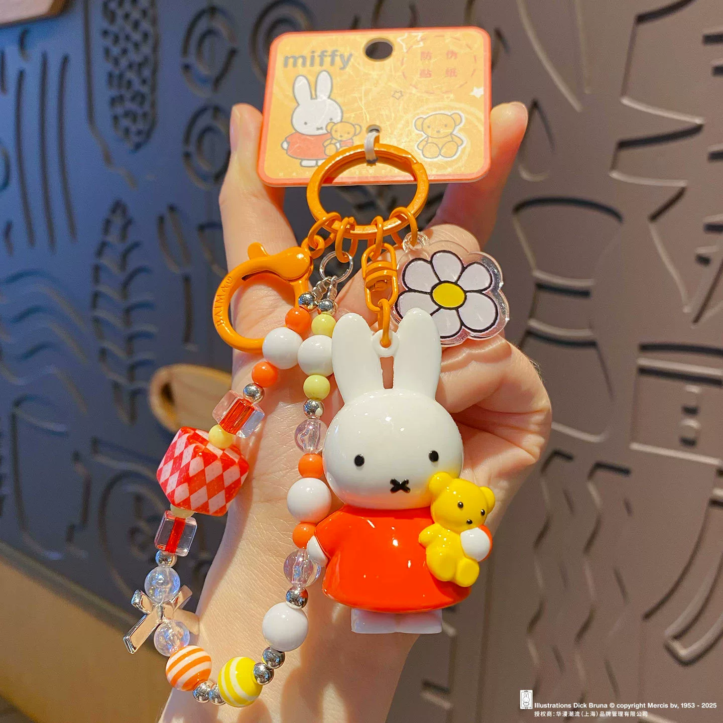 Брелок (Miffy) бисерный зайчик, оригинальная коллекция 2025, подвеска для рюкзака, разноцветные варианты