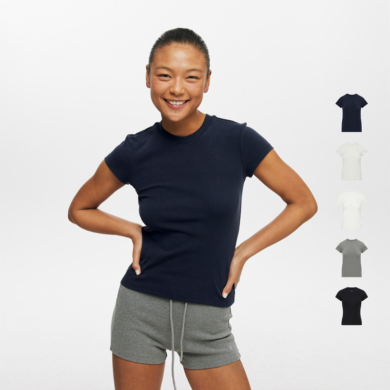 Oneup American Basic Straight-Shoulder Stretch T-Shirt 2026 New Summer Slim-Fit Black Casual Top Short-Sleeved Women's Style Oneup American Basic Straight-Shoulder Stretch T-Shirt 2026 New Summer Slim-Fit Black Casual Top Short-Sleeved Women's Style