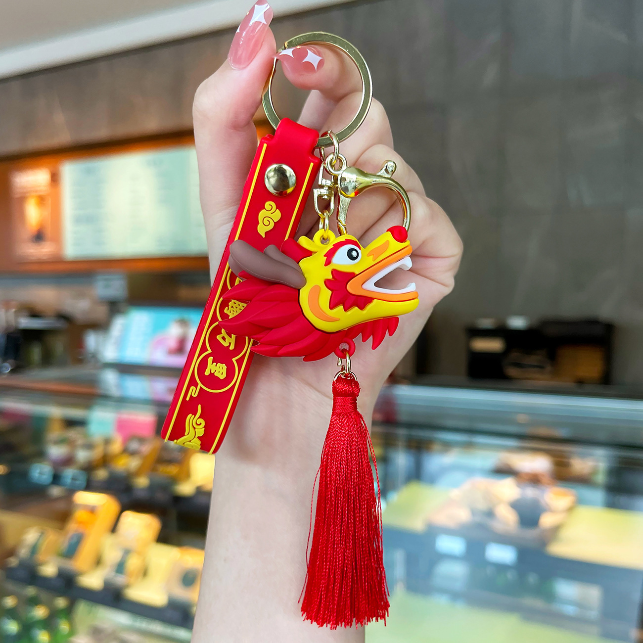 Venta directa de fábrica llavero colgante pequeño muñeca tridimensional llavero de coche mochila escolar colgante puesto al por mayor productos pequeños