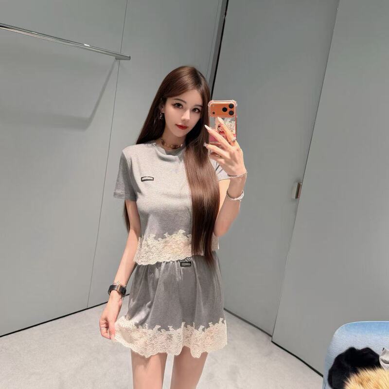 2026 New Style Gray Lace Splicing Short-Sleeved T-Shirt for Women Summer Korean Style Loose and Versatile Pure Desire Top and Skirt Set