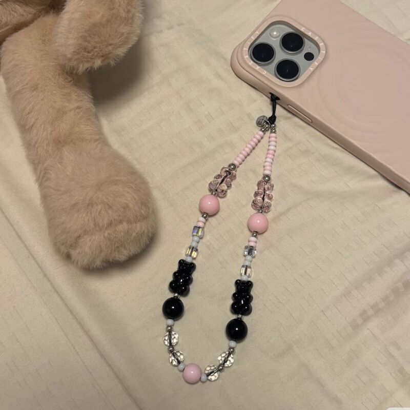 New Pink and Black Gummy Bear Phone Chain Lanyard Ccd Pendant Camera Phone Accessory DIY Beaded Lanyard New Pink and Black Gummy Bear Phone Chain Lanyard Ccd Pendant Camera Phone Accessory DIY Beaded Lanyard