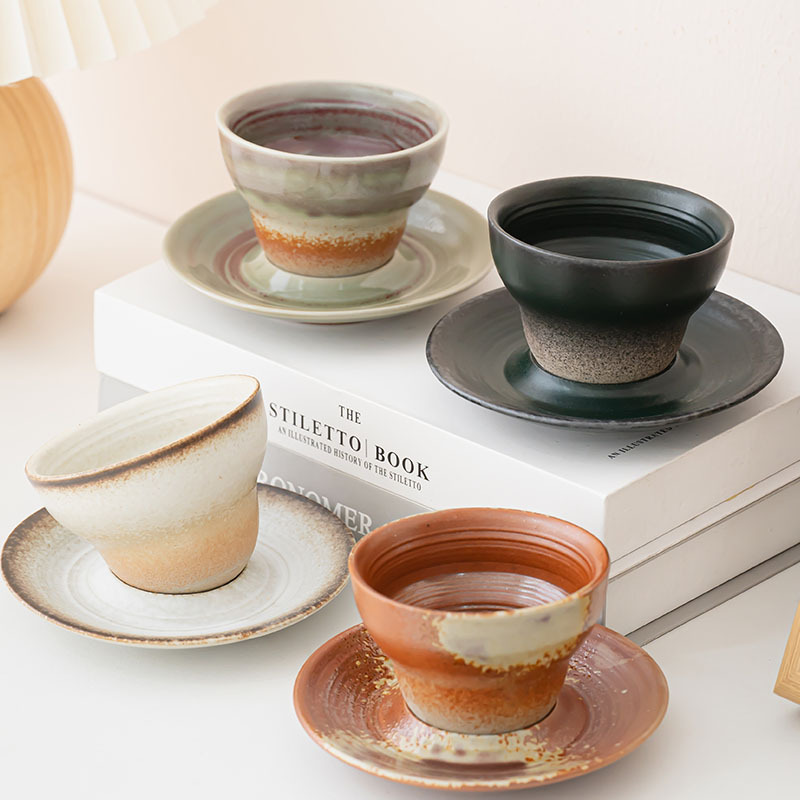 Personalidad original de tazas de cerámica para parejas de tazas de agua tazas de café italianas tazas de platos set de oficina sofisticado estilo europeo