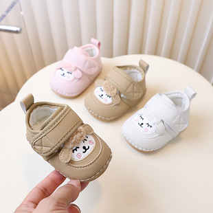 A generation of baby shoes soft bottom winter new fleece-lined cotton shoes 0-1 years old baby boys and girls cartoon toddler shoes 2