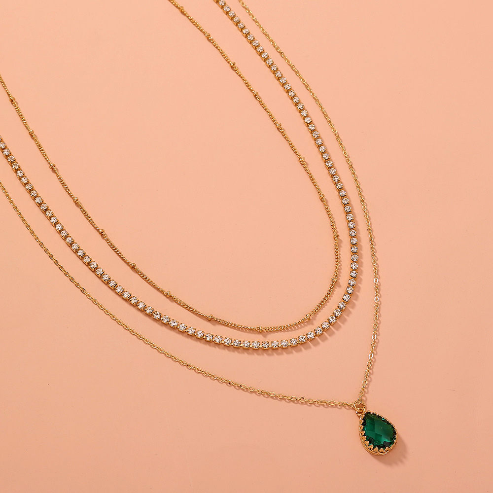 Simple Multi-layer Emerald Zircon Water Drop Necklace display picture 4