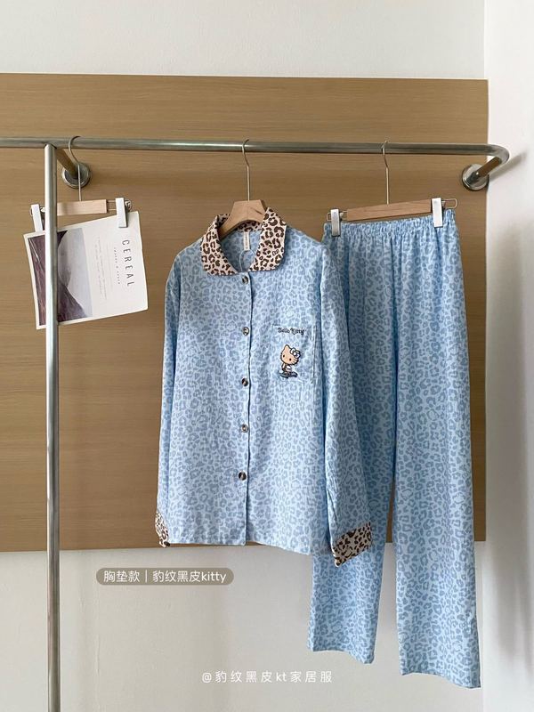 卡通黑皮kt带胸垫云感棉睡衣女长袖长裤家居服可外穿女生两件套装|undefined