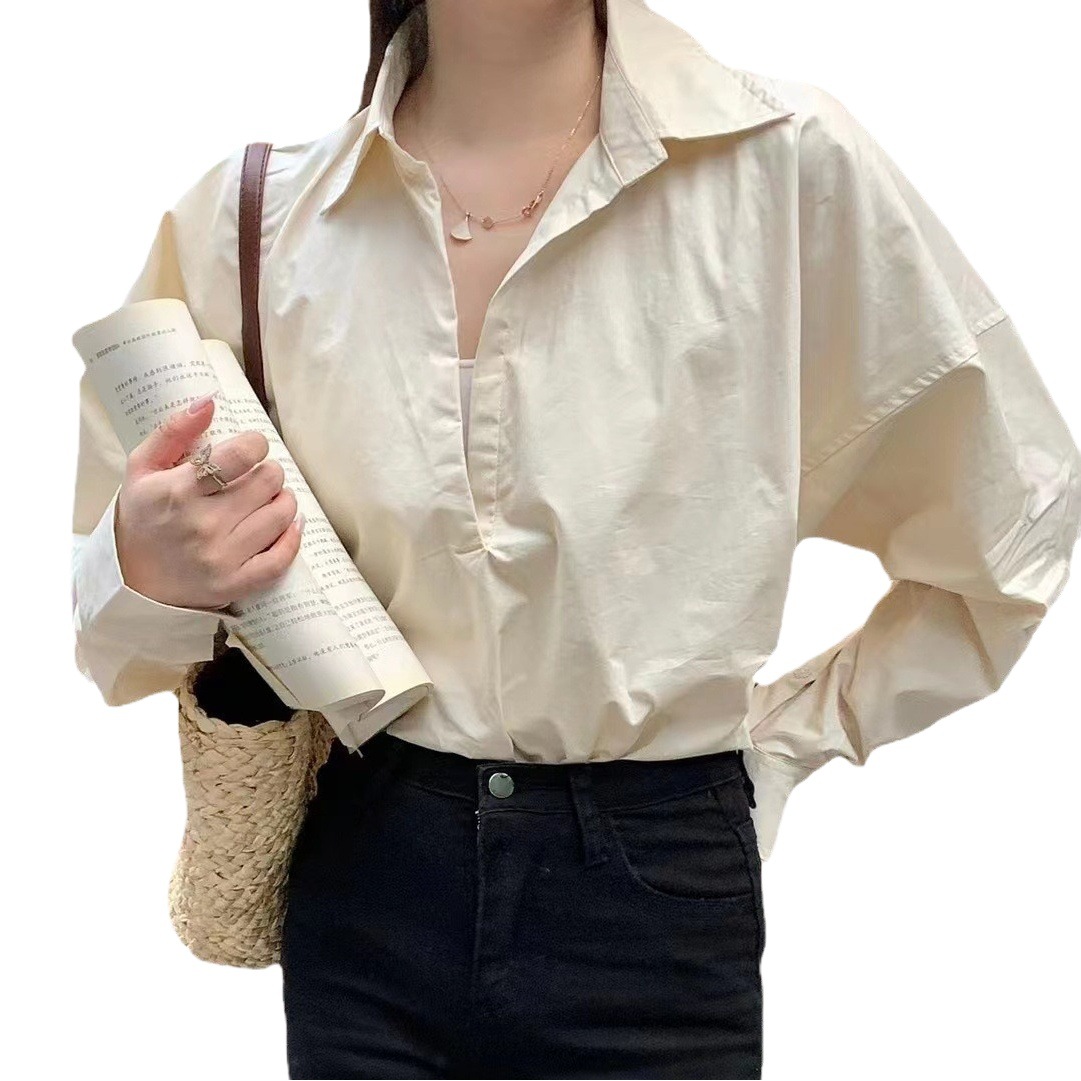 北欧から新しい長袖ミニマリストレディースシャツコットンポプリンバットスリーブVネック多用途ルーズシャツ