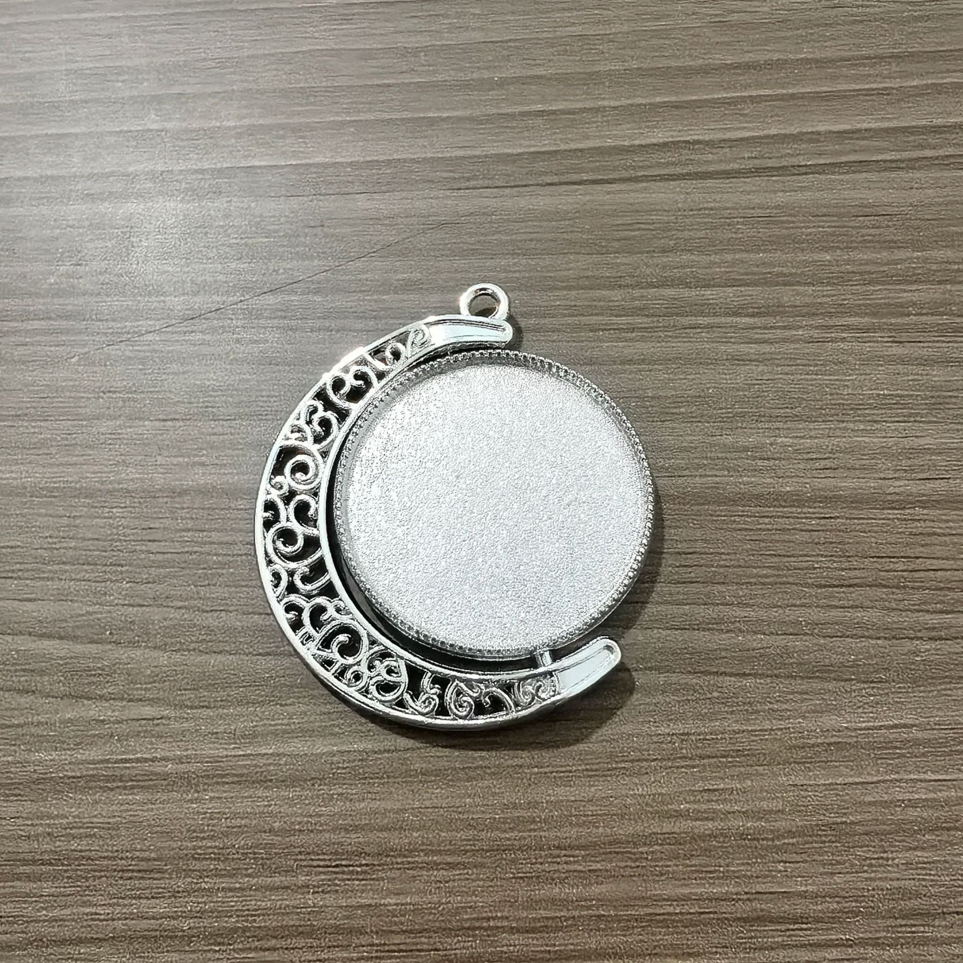 25*double-sided moon base