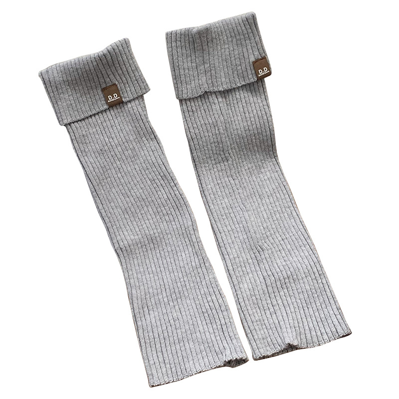 Piles de calcetines de viento de color sólido de otoño y invierno versátil engrosado anillo de calcetines engrosadas calcetines calientes no caen al por mayor