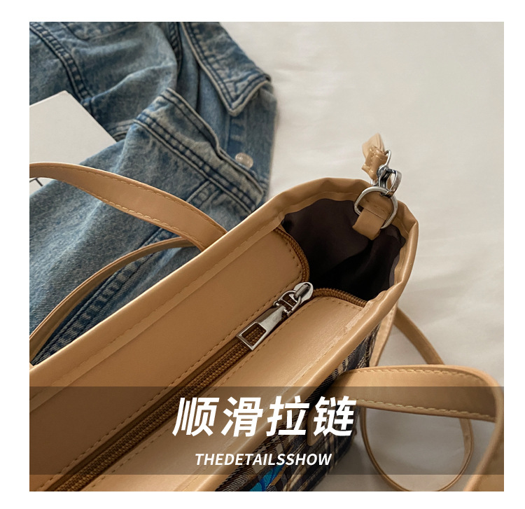 Cross-border personalized hand-carried fashionable and casual bucket bag for women, new autumn 2024 collection, contrasting color striped single-shoulder quality crossbody bag undefined