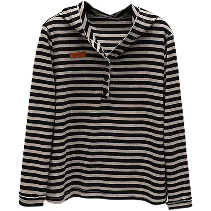 大きいサイズのボトリングシャツ Tシャツ女性用 2025 秋の新作ルーズ香港スタイル多用途インナーフード付きデザインニッチ長袖