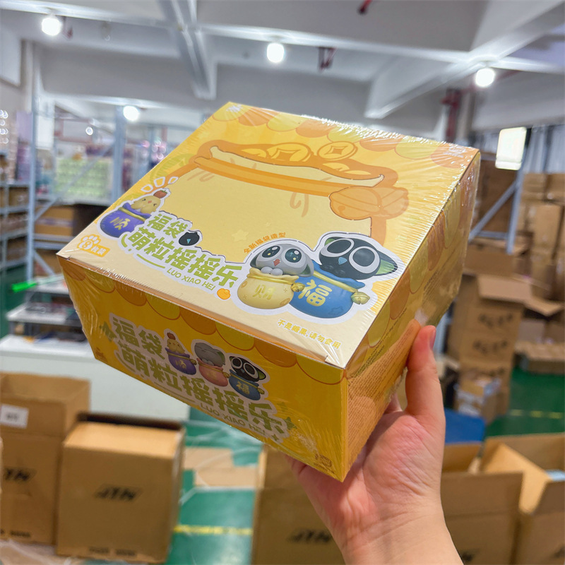 正版授权《罗小黑》森林探险系列盲抽动漫二次元周边谷徽章潮玩|undefined