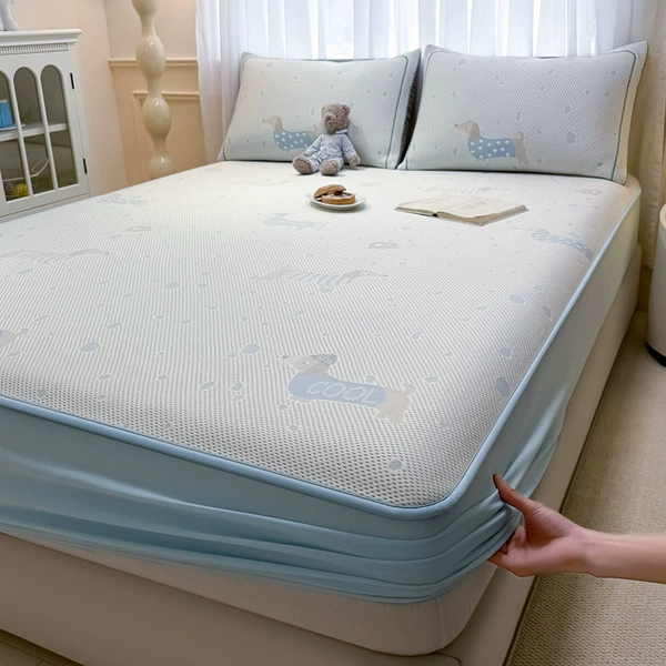 Fitted sheet-dachshund-sky blue