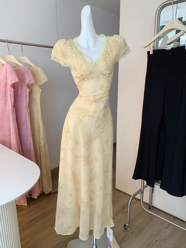 「Xinxing」13ラインVネック花柄ドレスレディースハイエンドフレンチレーススプライシング気質スリムロングスカート|undefined
