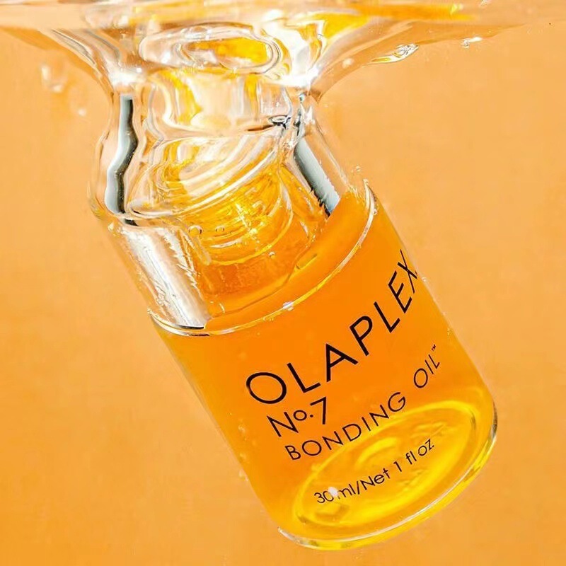 OLAPLEX No. 7 ヘアケア エッセンシャル オイル 30ml は、縮れを改善し、滑らかにし、高温を防ぎ、乾燥した髪を修復します。|undefined