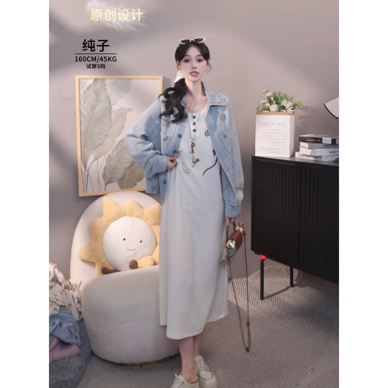 孕妇装2025秋季新款高级感哺乳长裙时尚穿搭爆款法式打底连衣裙|undefined