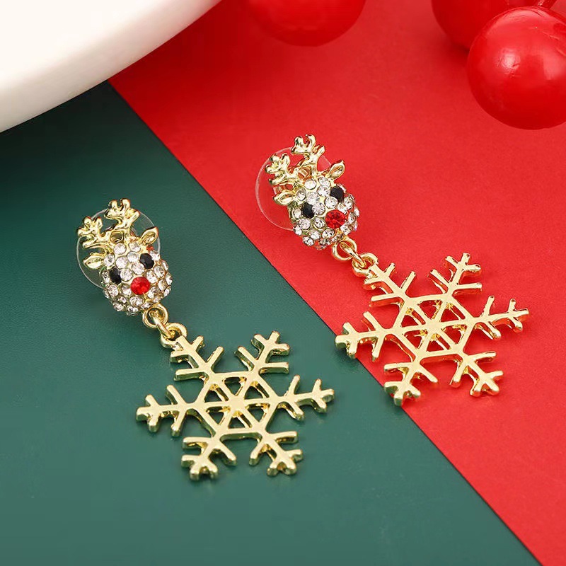 Christmas Snowflake Reindeer Drop Earrings With Silver Diamonds_voghion.com