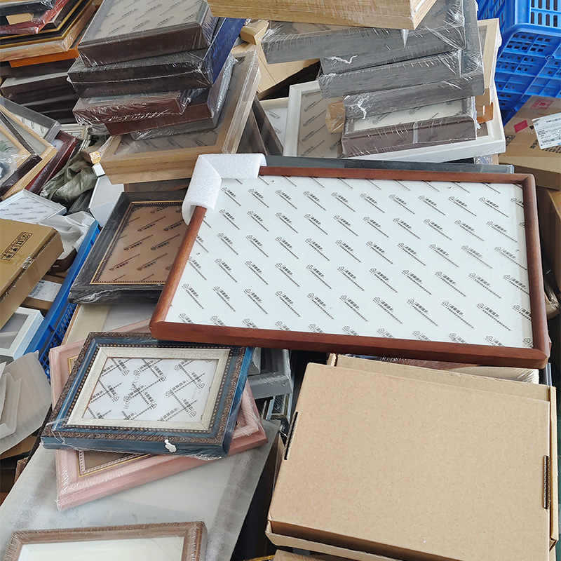 [Photo Frame Clearance - Brand New and Unopened] 678inch A4 Wall-Mounted Photo Printing and Printing to Make a Frame with a High-End Feel