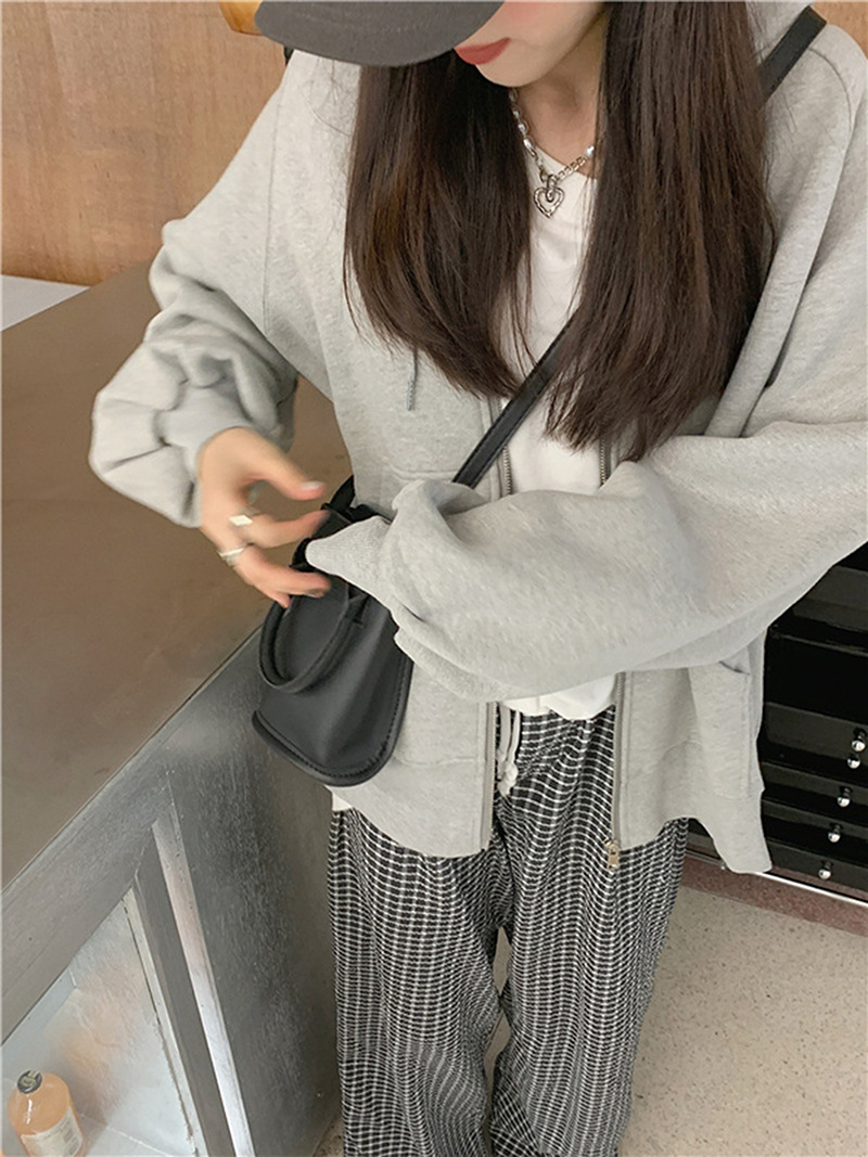 7e27b3b7-b2f3-472b-9d36-58459f