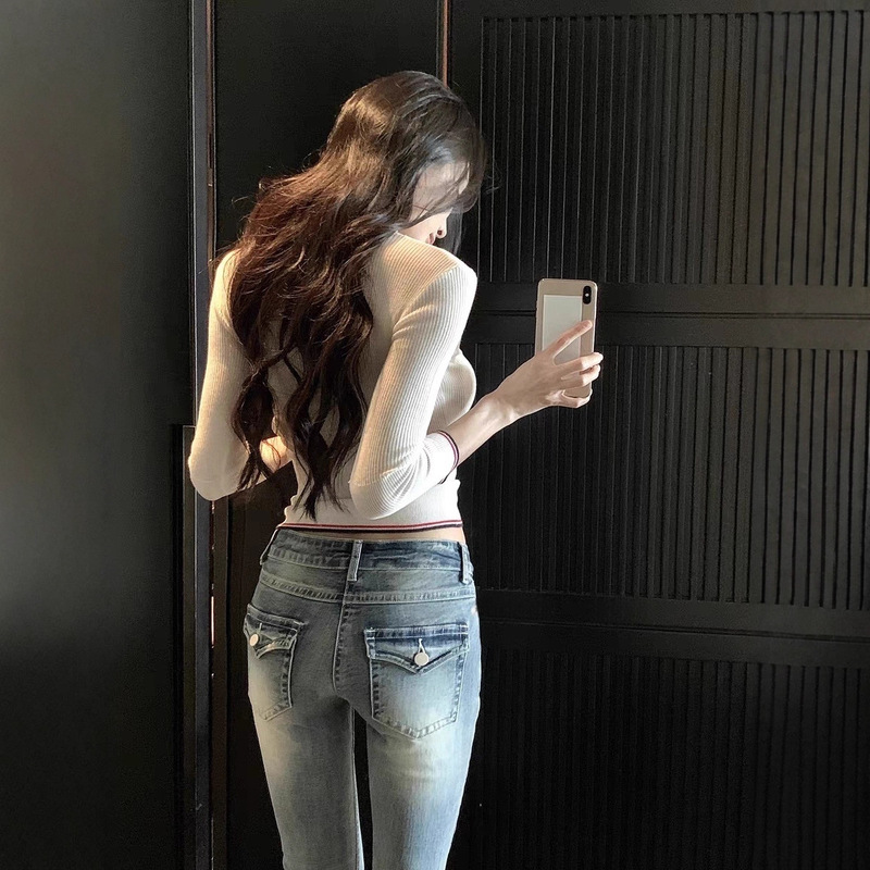 He Chenxi 1 Washed Distressed Ripped Jeans Slimming Look Jeans 2025 New Mid-Low Waist Blue Stretch Pants