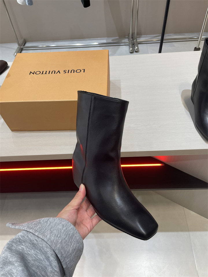 Bốt nữ cổ trung da bò thật mũi vuông ống rộng tôn dáng, gót xuồng 3–5 cm — Đen (lót lông), Đen (lót đơn) chi tiết 22