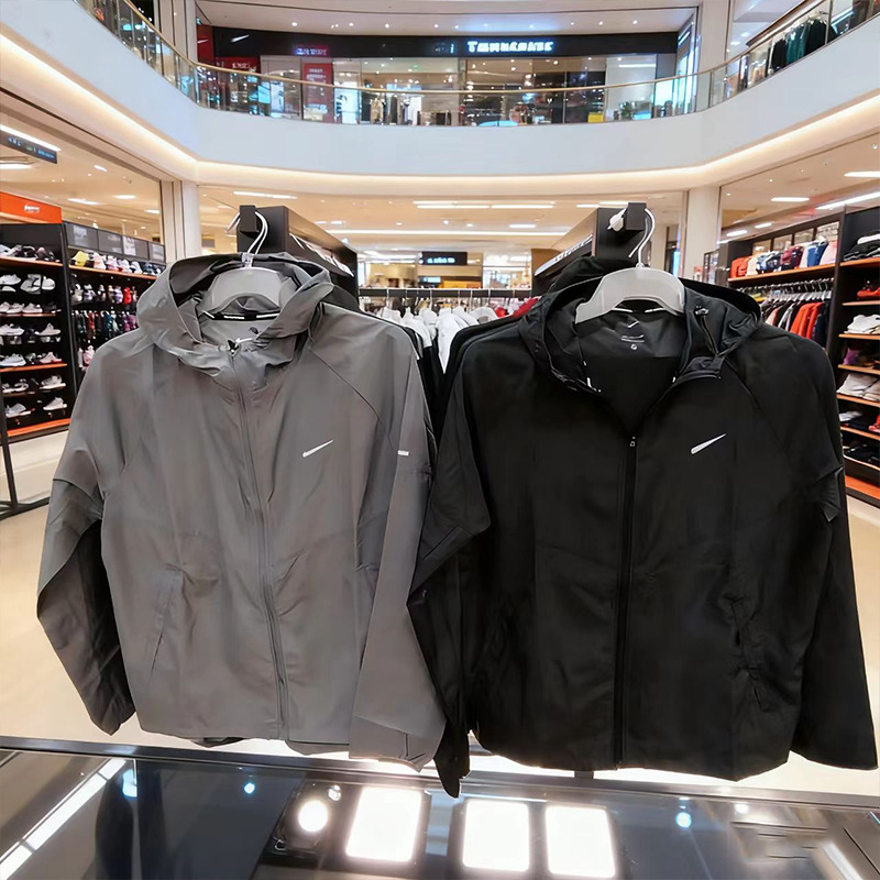 Brand Logo Sports Jacket Men's Outdoor Windproof and Rainproof Quick-Drying Running Loose Top Casual Hooded Jacket Men