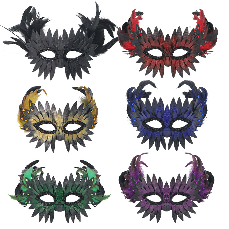 Halloween de alta calidad mitad cara cuero plumas pico de baile máscaras de fiesta accesorios bar interesantes para adultos