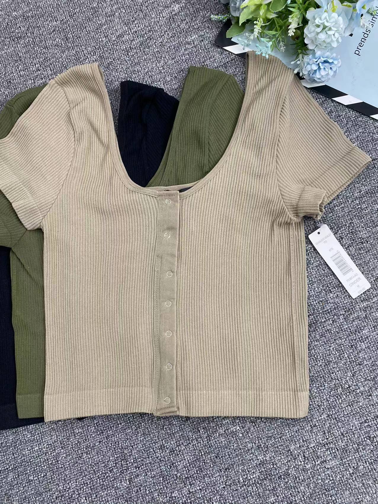 Exportación nueva manga corta sin costuras de gran tamaño elástico cómodo prendas de vestir exteriores superior al por mayor