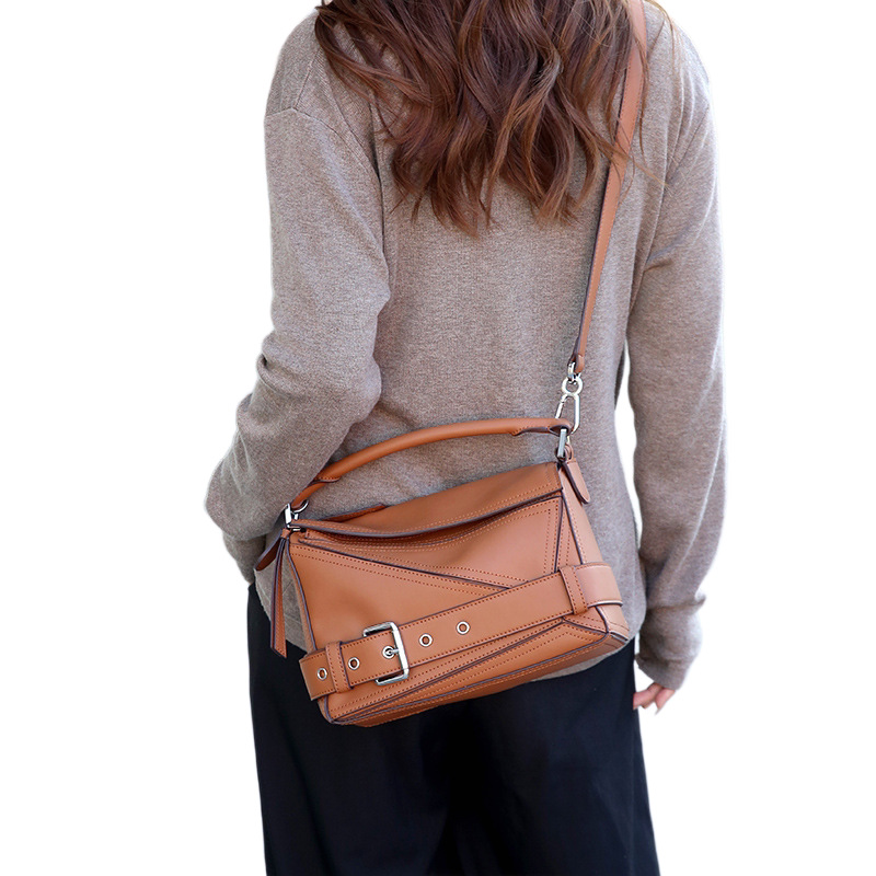 2026 New Top Grain Cowhide Puzzle Geometric Motorcycle Bag Genuine Leather Large Capacity Crossbody Handbag For Women - Thumbnail 5
