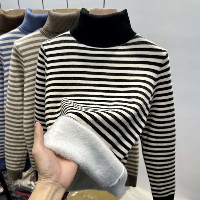 New Autumn and Winter Clothing, Thickened and Fleece-Lined, Korean Style Mid-Length Knitted Women's Pullover, Fashionable Long-Sleeved Knitted Bottoming Shirt